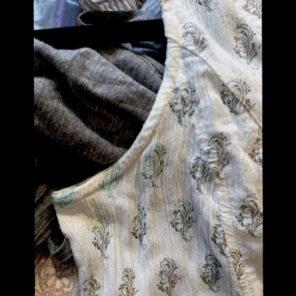 Ooh La Luxe Lovely Button Up Tank Top, with Tie/Floral Embroidery Design Back - Picture 7 of 8